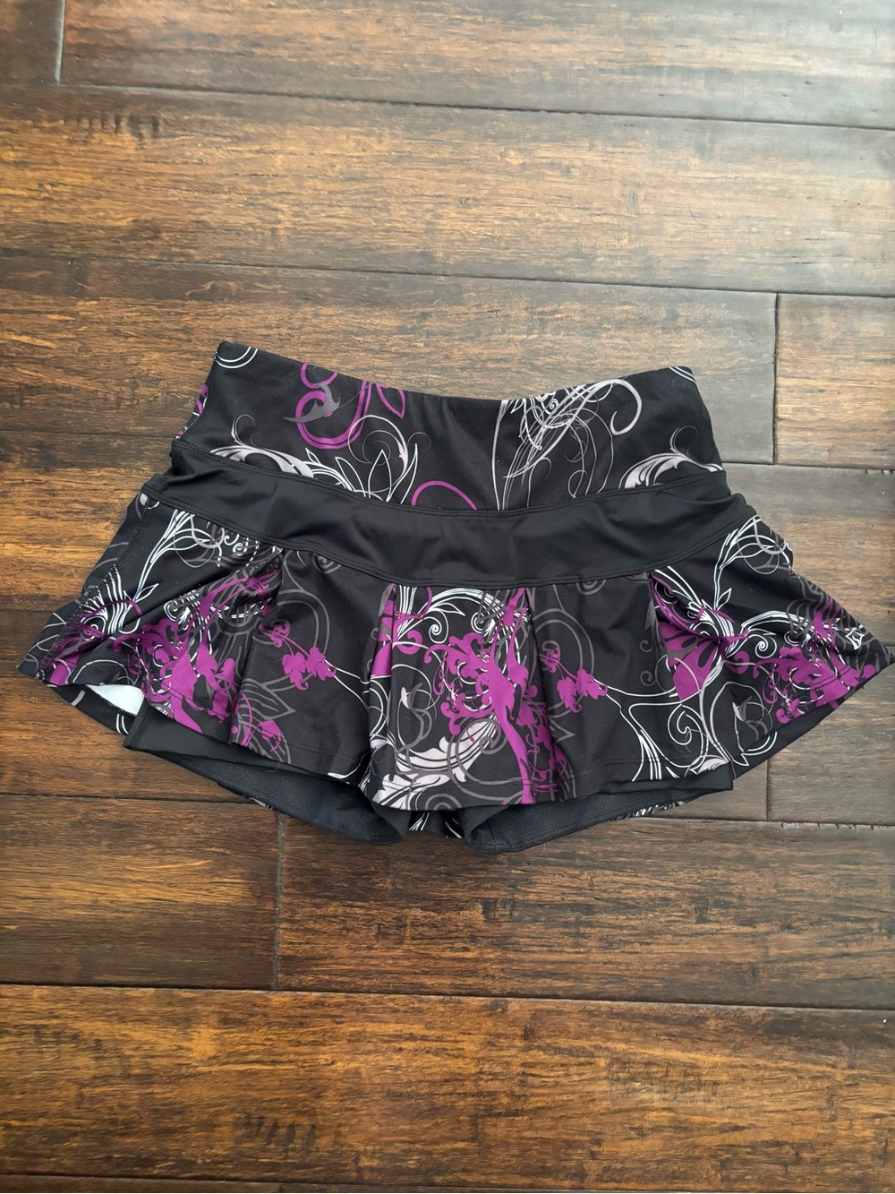 SkirtSports Running Sport Tennis Skirt with compression shorts Size Small